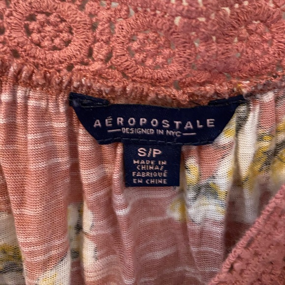 Open shoulder Aéropostale dressy tank top - Picture 3 of 5